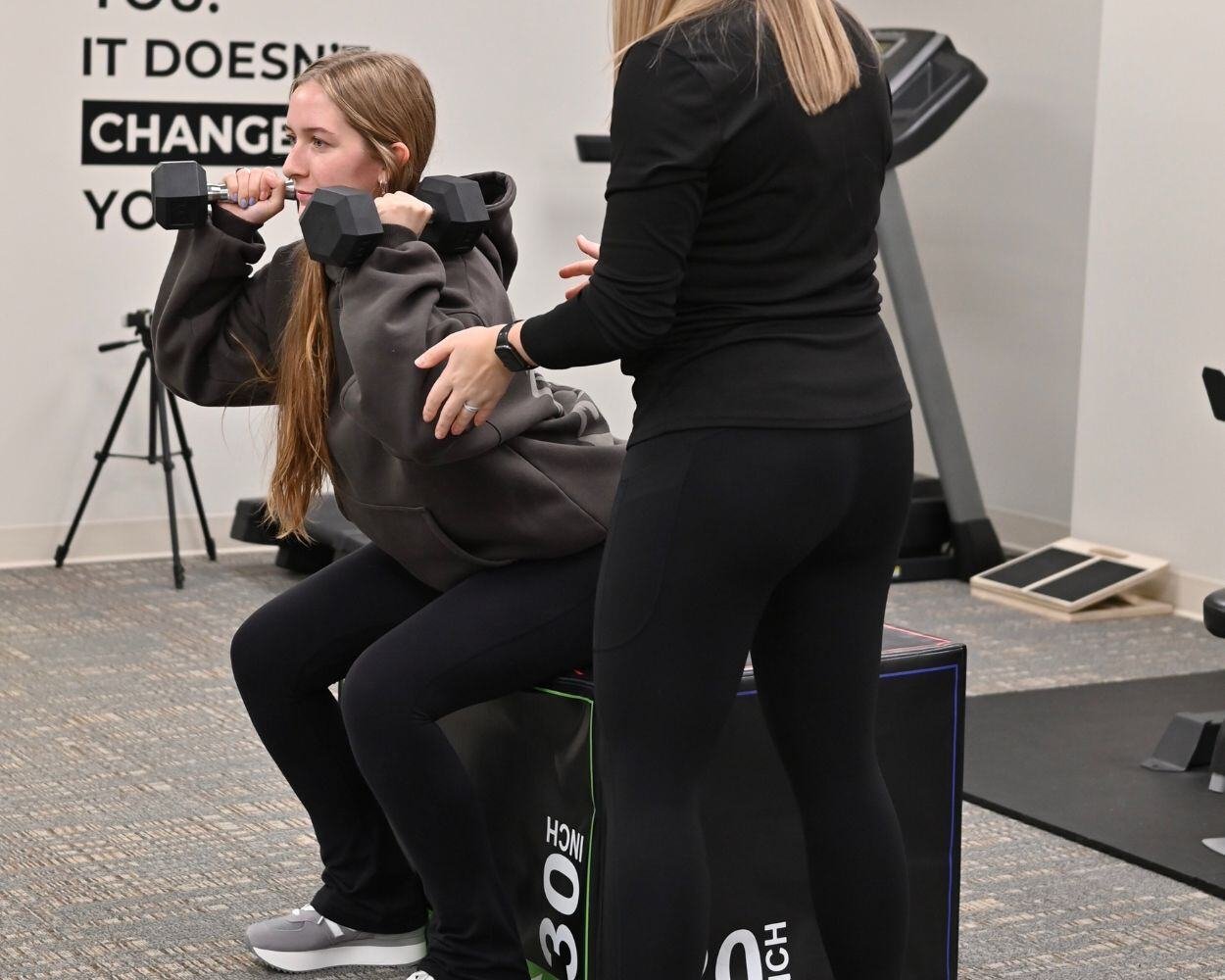 Athena Woolsteen, Bee Well Physical Therapy, medina ohio, performance therapy